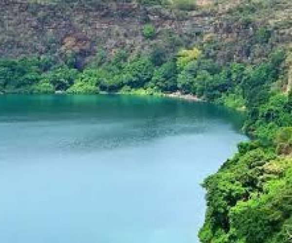 lake-challa2